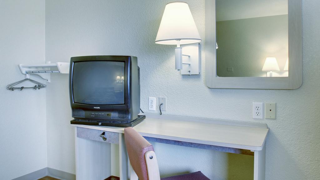 Motel 6 Manhattan Kansas ห้อง รูปภาพ